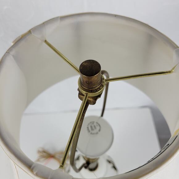 Vintage Stiffel Table Lamp White Porcelain Gold Leaf MCM Retro Hollywood Regency - Picture 7 of 16